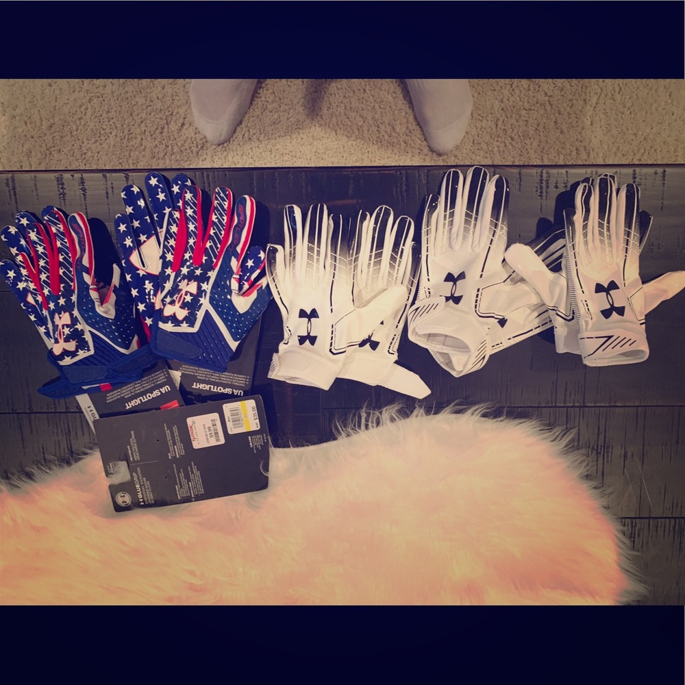 Football Gloves